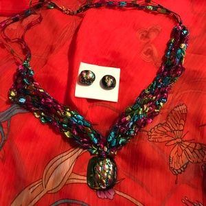 Colorful and beautiful necklace and earrings!